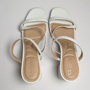 CL by Laundry Cream and Tan Women Sandals